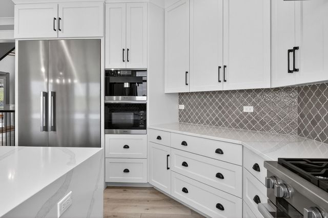 11022 Fawn View Circle, Orland Park, IL 60467