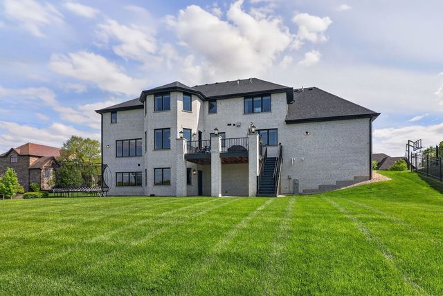 11022 Fawn View Circle, Orland Park, IL 60467