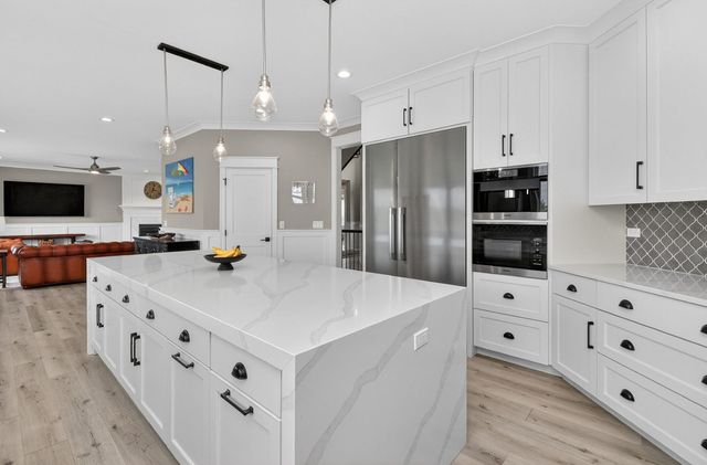 11022 Fawn View Circle, Orland Park, IL 60467