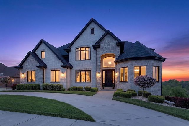 11022 Fawn View Circle, Orland Park, IL 60467