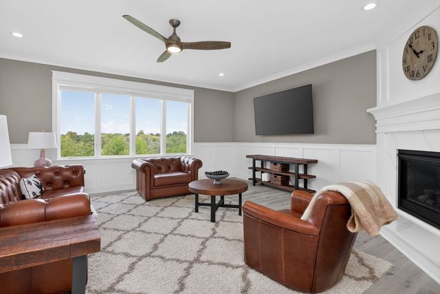 11022 Fawn View Circle, Orland Park, IL 60467