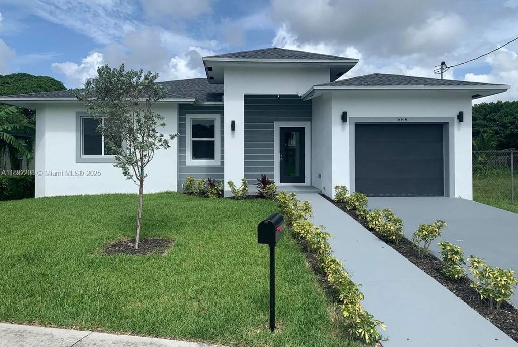 655 NW 24th Ave, Fort Lauderdale, FL 33311