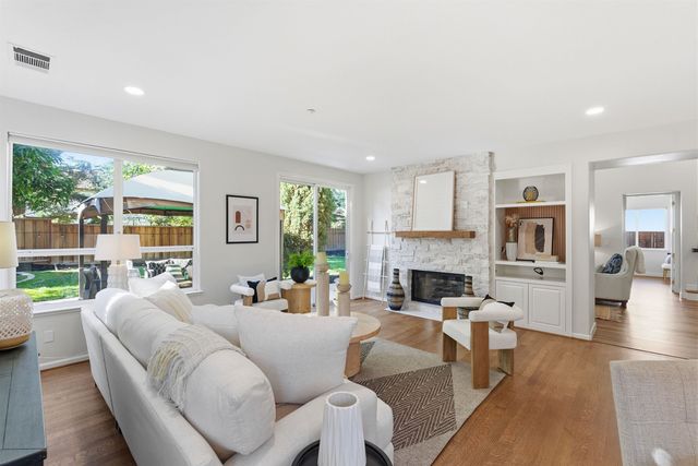 1147 Rebecca Dr, Livermore, CA 94550