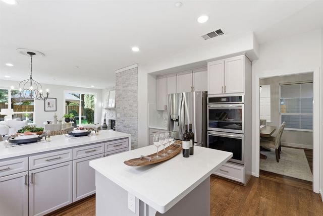 1147 Rebecca Dr, Livermore, CA 94550