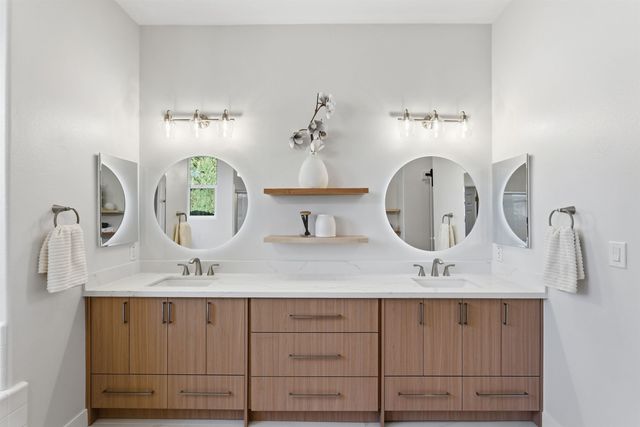 1147 Rebecca Dr, Livermore, CA 94550