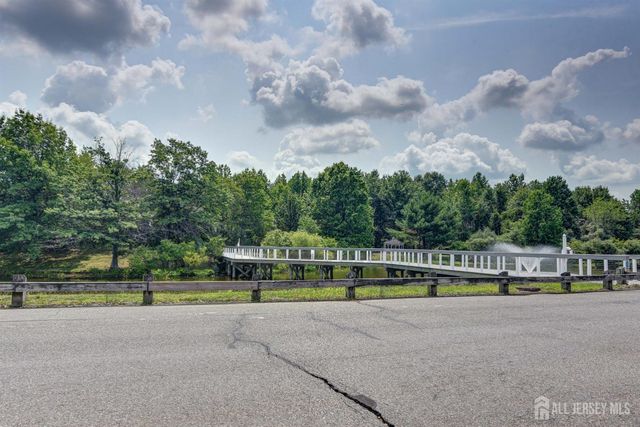 612 Harrier Drive, Monroe, NJ 08831