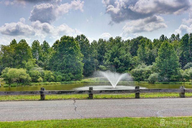 612 Harrier Drive, Monroe, NJ 08831