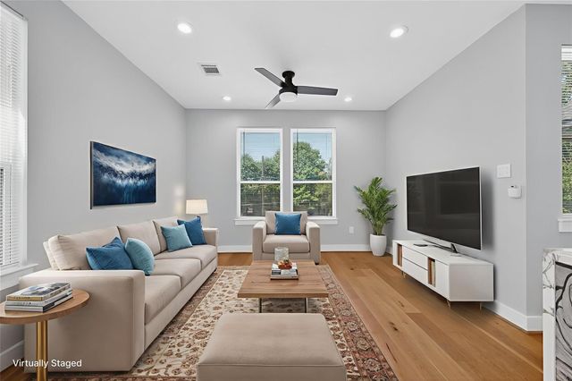 2004 Worms Street, Houston, TX 77020