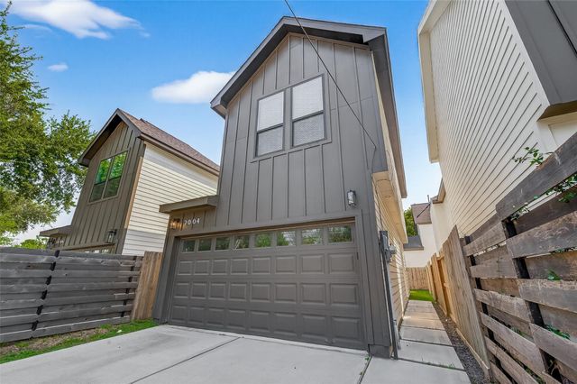 2004 Worms Street, Houston, TX 77020