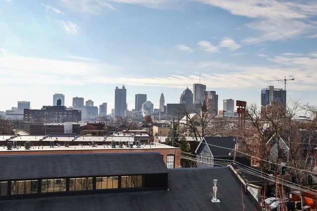 825 N 4th Street, 402, Columbus, OH 43215