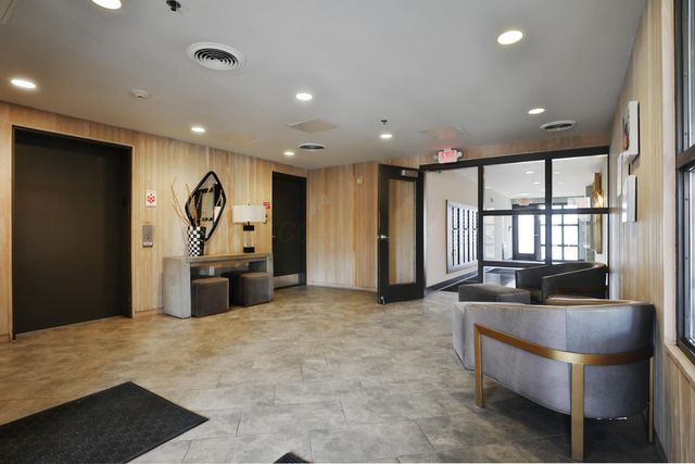 825 N 4th Street, 402, Columbus, OH 43215