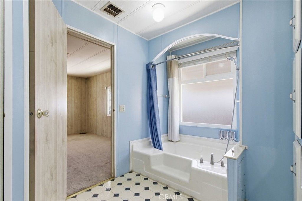 Image 17 of property listing at 1400 Tully 116, Turlock, CA 95380