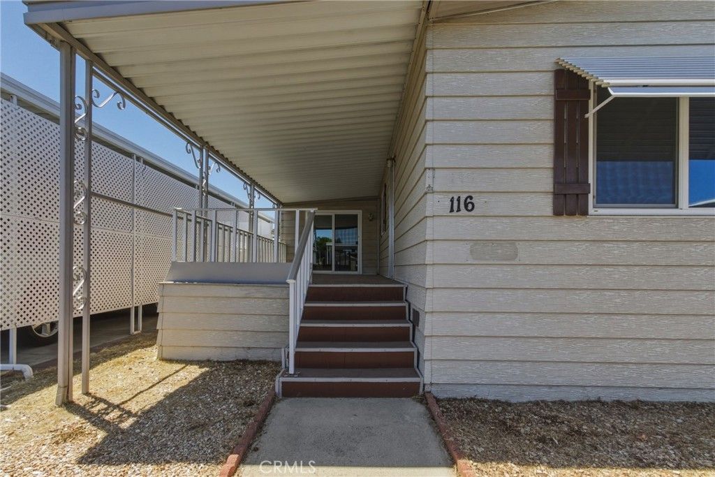 Image 3 of property listing at 1400 Tully 116, Turlock, CA 95380
