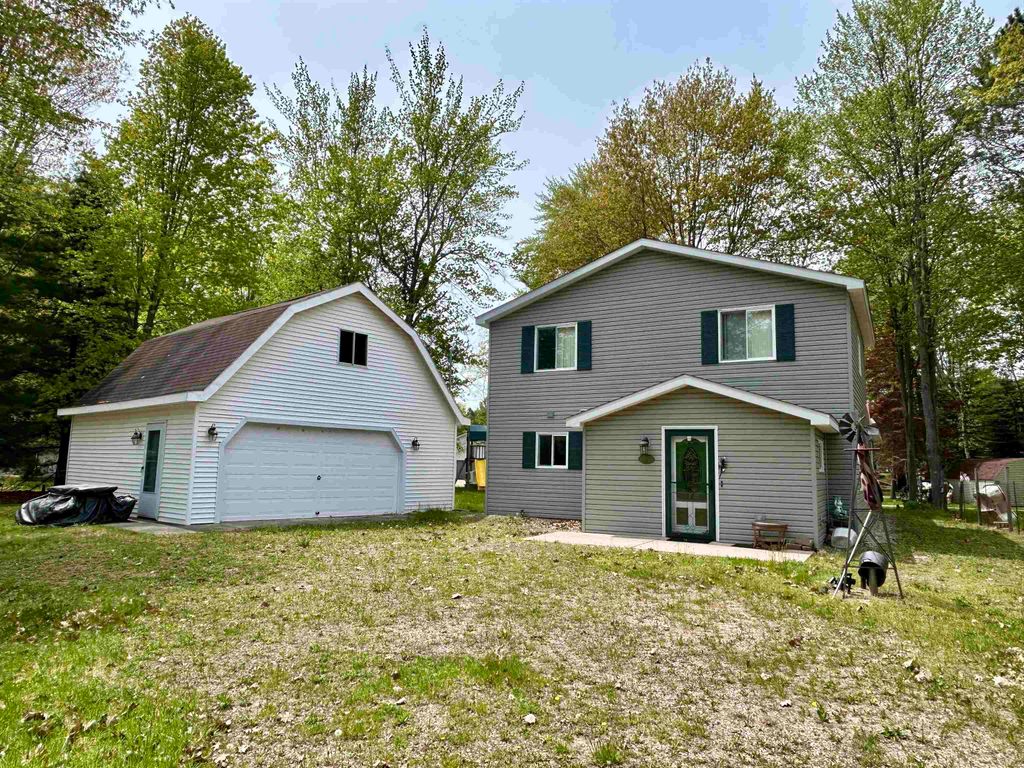 4350 Earl Road, Alger, MI 48610