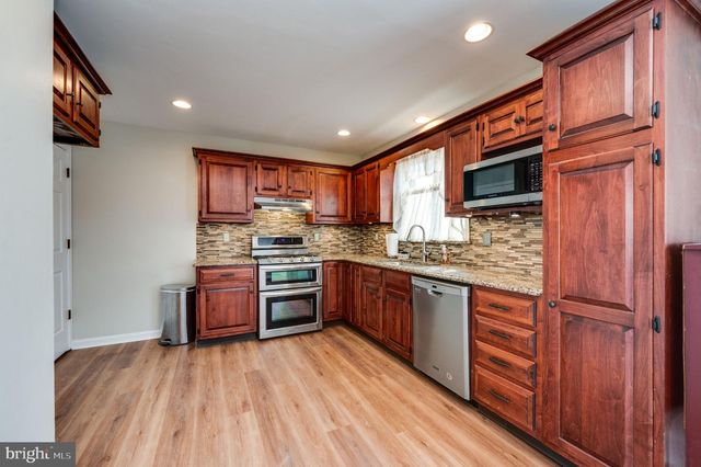 137 BLANDON AVE, Blandon, PA 19510