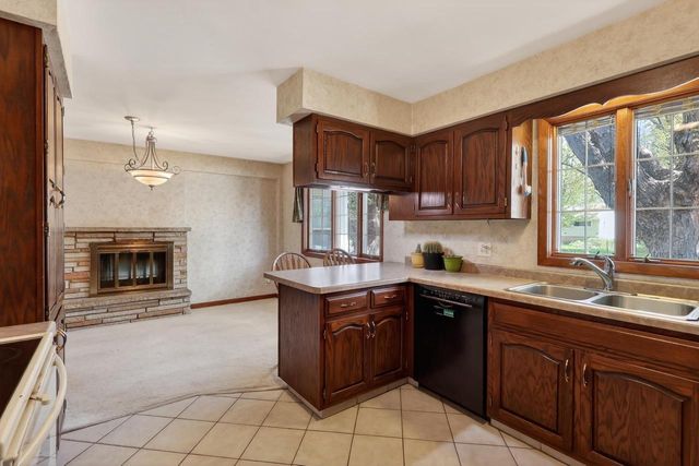 540 19TH AVENUE SOUTH, Wisconsin Rapids, WI 54495