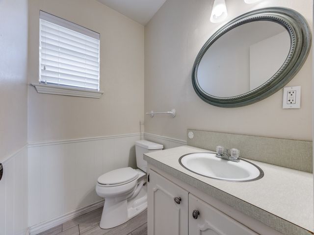 1713 Crescent Drive, Sherman, TX 75092