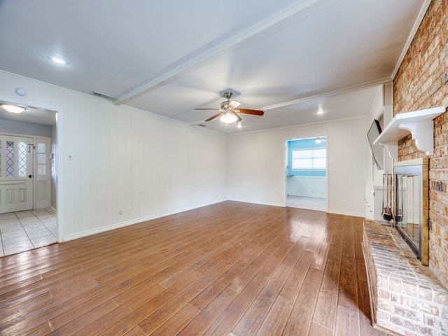 1713 Crescent Drive, Sherman, TX 75092