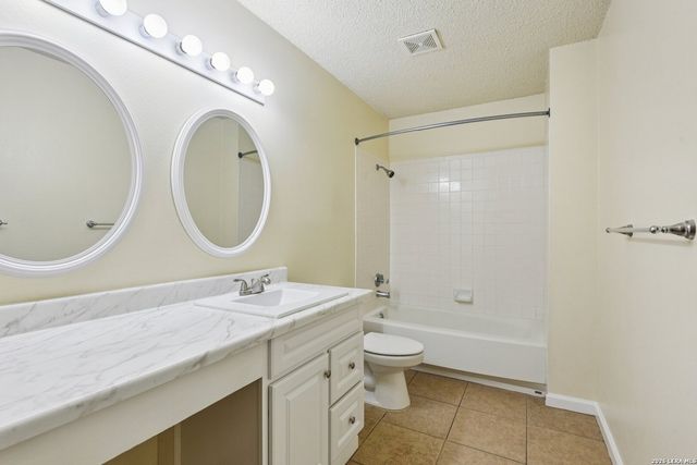 8083 Chestnut Barr, Converse, TX 78109