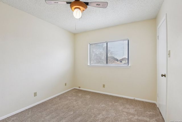 8083 Chestnut Barr, Converse, TX 78109