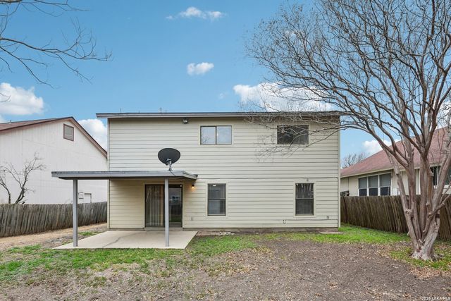 8083 Chestnut Barr, Converse, TX 78109