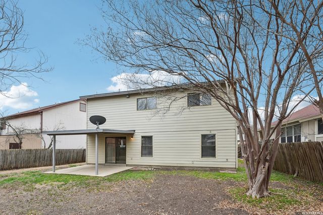 8083 Chestnut Barr, Converse, TX 78109