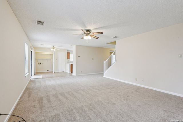 8083 Chestnut Barr, Converse, TX 78109