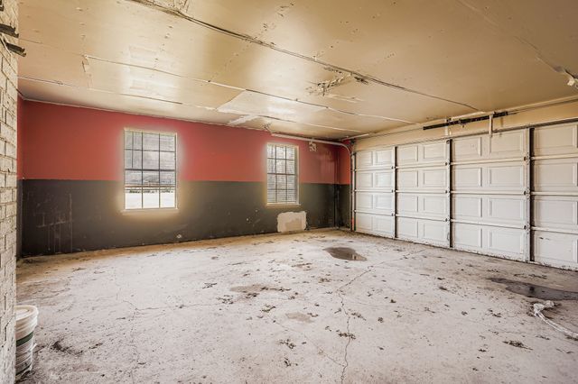 108 Pearly Top Drive, Glenn Heights, TX 75154