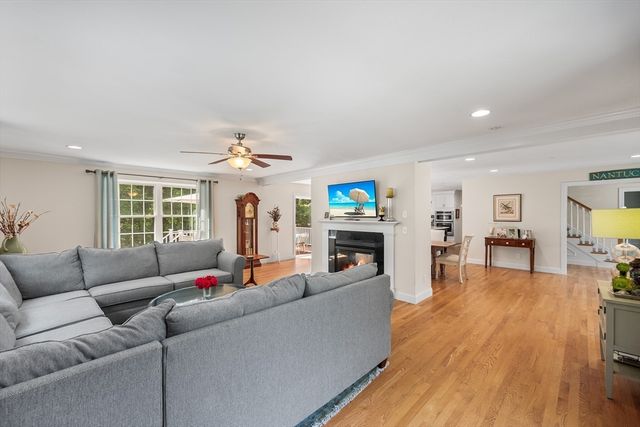 169 High Plain Rd, Andover, MA 01810