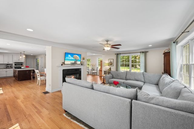 169 High Plain Rd, Andover, MA 01810