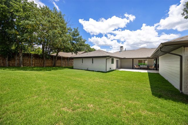 7717 Meadowhaven Drive, Dallas, TX 75254
