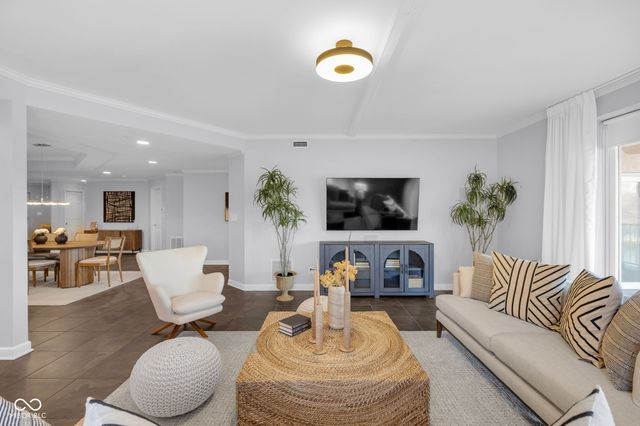 6750 Spirit Lake Drive 301, Indianapolis, IN 46220