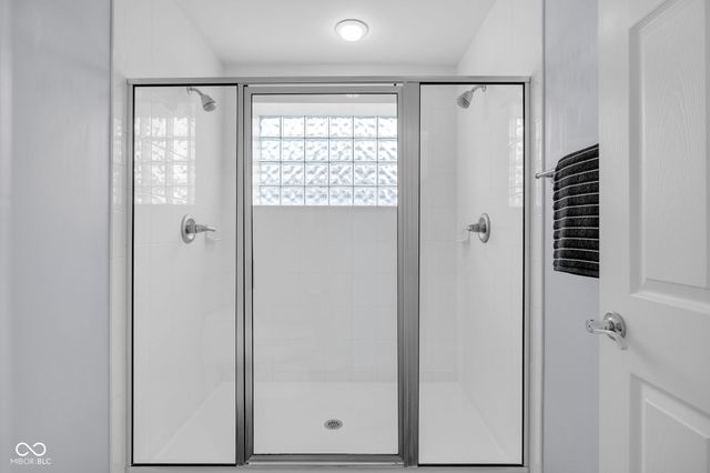 6750 Spirit Lake Drive 301, Indianapolis, IN 46220