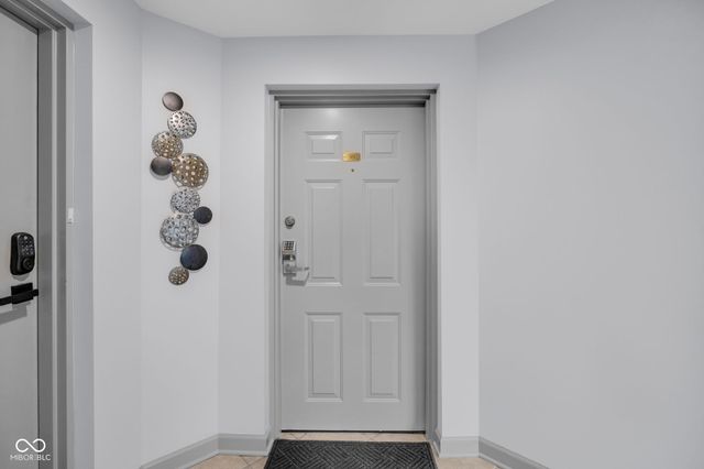 6750 Spirit Lake Drive 301, Indianapolis, IN 46220