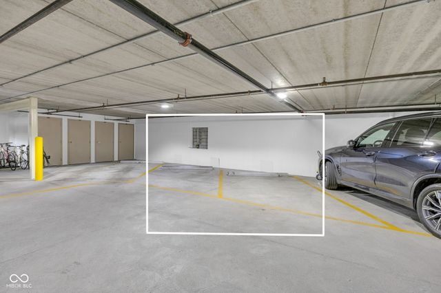 6750 Spirit Lake Drive 301, Indianapolis, IN 46220