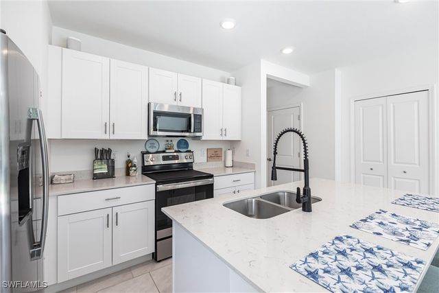 14239 Oviedo PL, Fort Myers, FL 33905