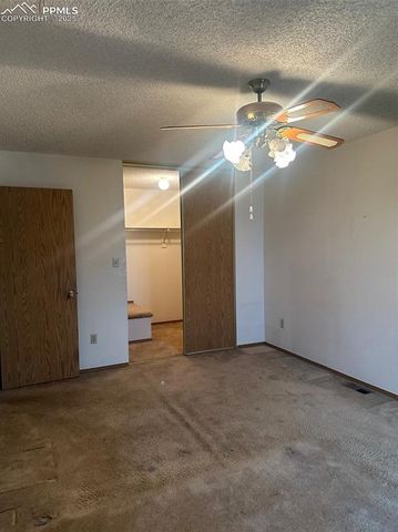 1362 Firefly Circle, Colorado Springs, CO 80916