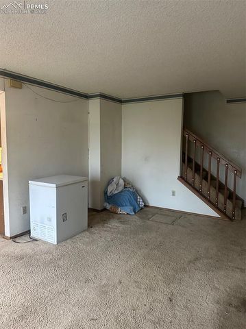 1362 Firefly Circle, Colorado Springs, CO 80916
