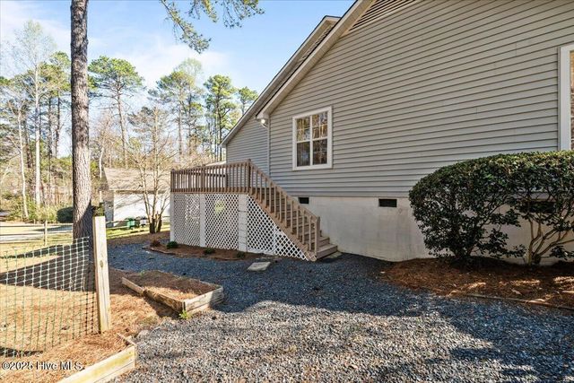 405 Spring Lake Drive, Pinehurst, NC 28374