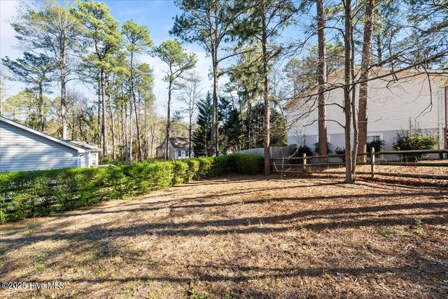 405 Spring Lake Drive, Pinehurst, NC 28374