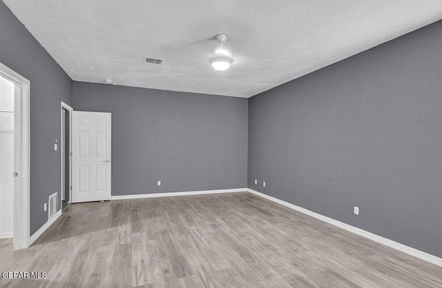 313 Peter Noyes Drive, Horizon City, TX 79928