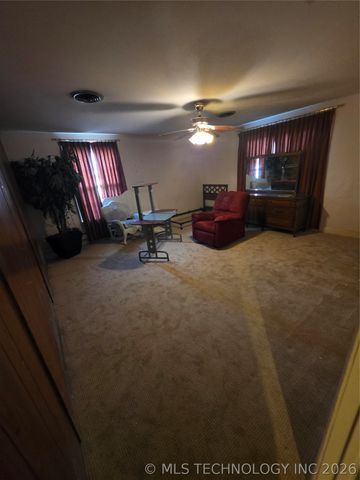 1819 W Evergreen Street, Durant, OK 74701