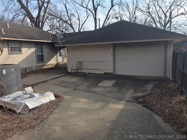 1819 W Evergreen Street, Durant, OK 74701