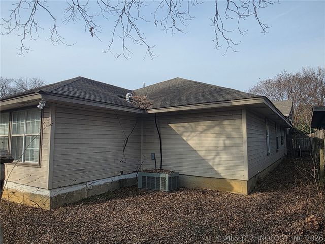 1819 W Evergreen Street, Durant, OK 74701