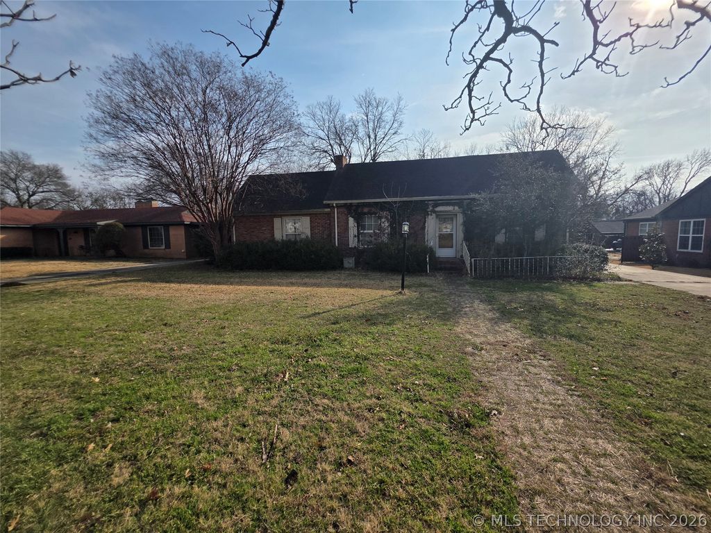 1819 W Evergreen Street, Durant, OK 74701