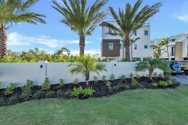 1406 TANGIER WAY, Sarasota, FL 34239