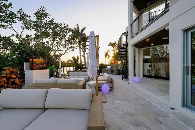 1406 TANGIER WAY, Sarasota, FL 34239