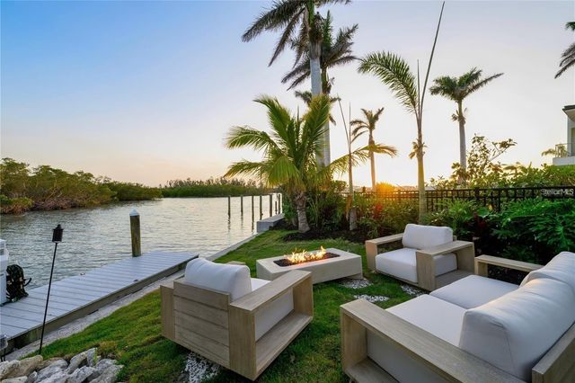 1406 TANGIER WAY, Sarasota, FL 34239