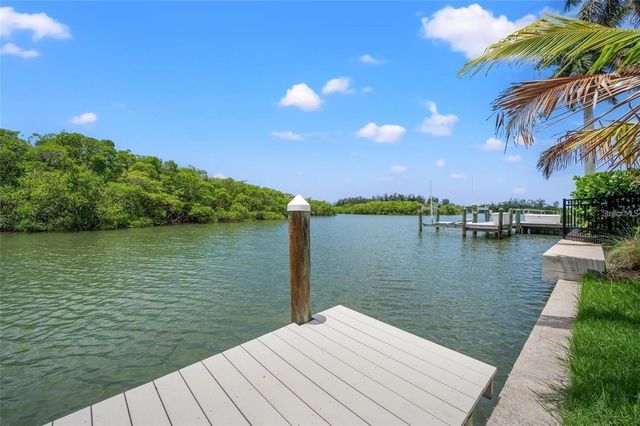1406 TANGIER WAY, Sarasota, FL 34239
