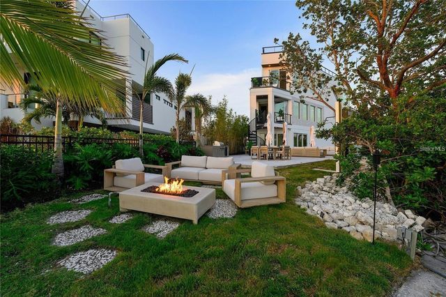 1406 TANGIER WAY, Sarasota, FL 34239